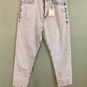 Zara Light Blue Women's Relaxed Jeans
